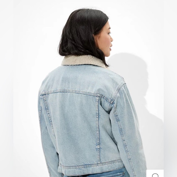 American Eagle Sherpa Lined Denim Jacket - Picture 3 of 7